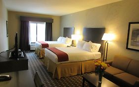 Holiday Inn Express & Suites Butler By Ihg